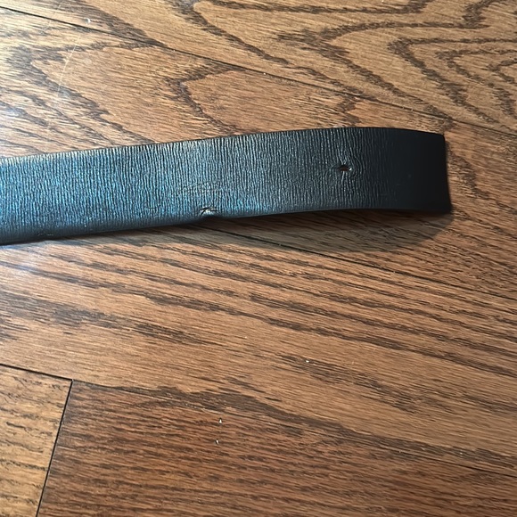 Valentino Garavani belt - Picture 10 of 17